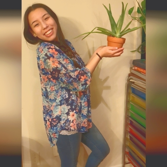 Lc Lauren Conrad Floral Lightweight Sheer Women's Top Size Medium - Picture 2 of 5